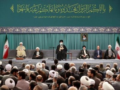 امام خامنه‌ای: ما هیچ‌کسی را به جنگ و اقدام نظامی تشویق نمی‌کنیم/ قمار عادی‌سازی روابط با رژیم صهیونیستی محکوم به باخت است/ اتحاد کشورهای اسلامی مانع دخالت‌های آمریکا خواهد شد
